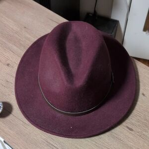 Chic Maroon Fedora Hat